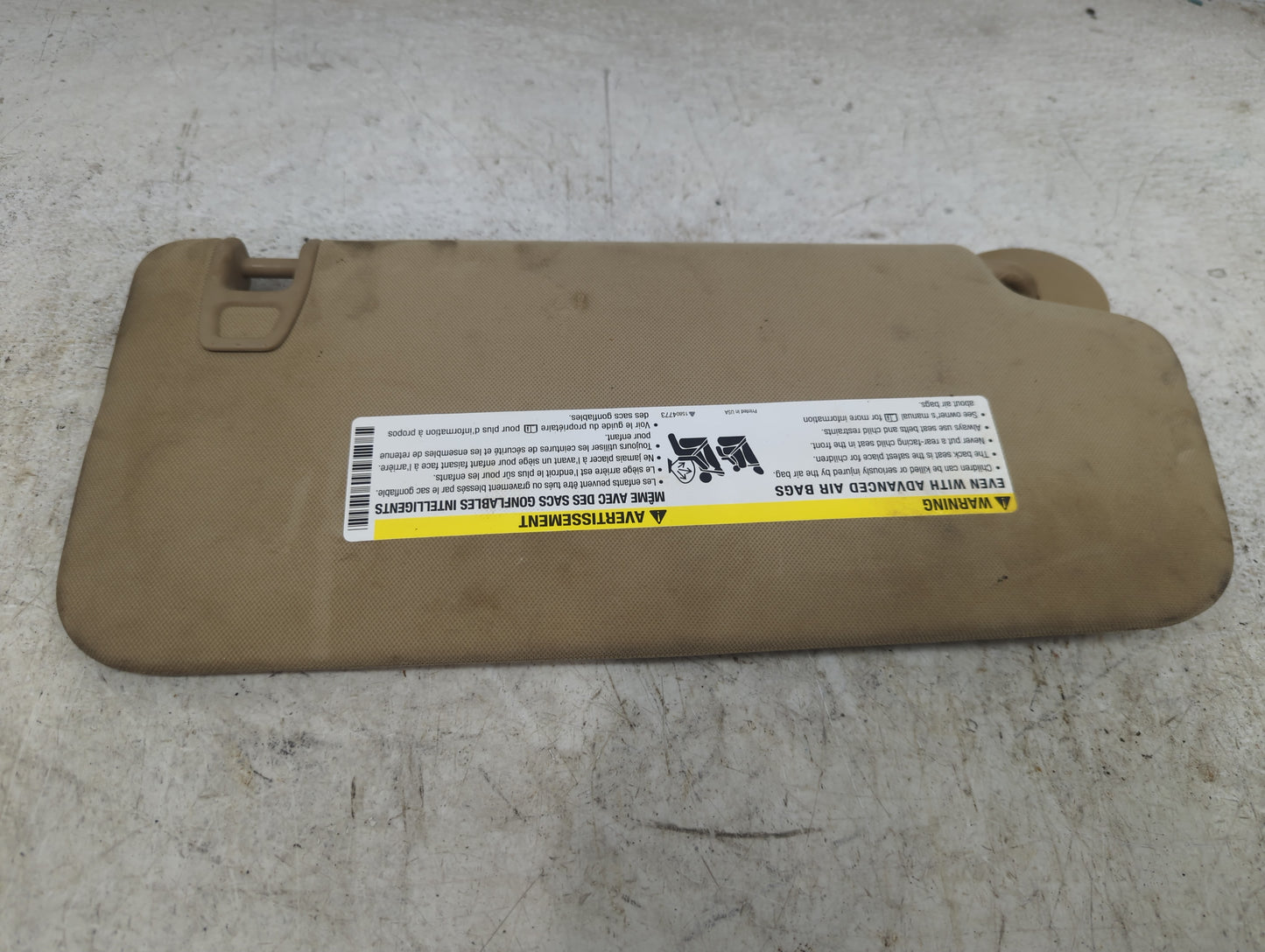 2008-2017 Buick Enclave Sun Visor Shade Replacement Driver Left Mirror Fits OEM Used Auto Parts - Oemusedautoparts1.com