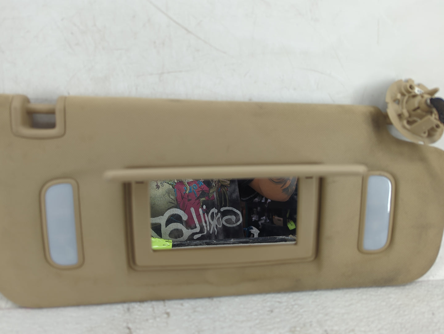 2008-2017 Buick Enclave Sun Visor Shade Replacement Passenger Right Mirror Fits OEM Used Auto Parts - Oemusedautoparts1.com