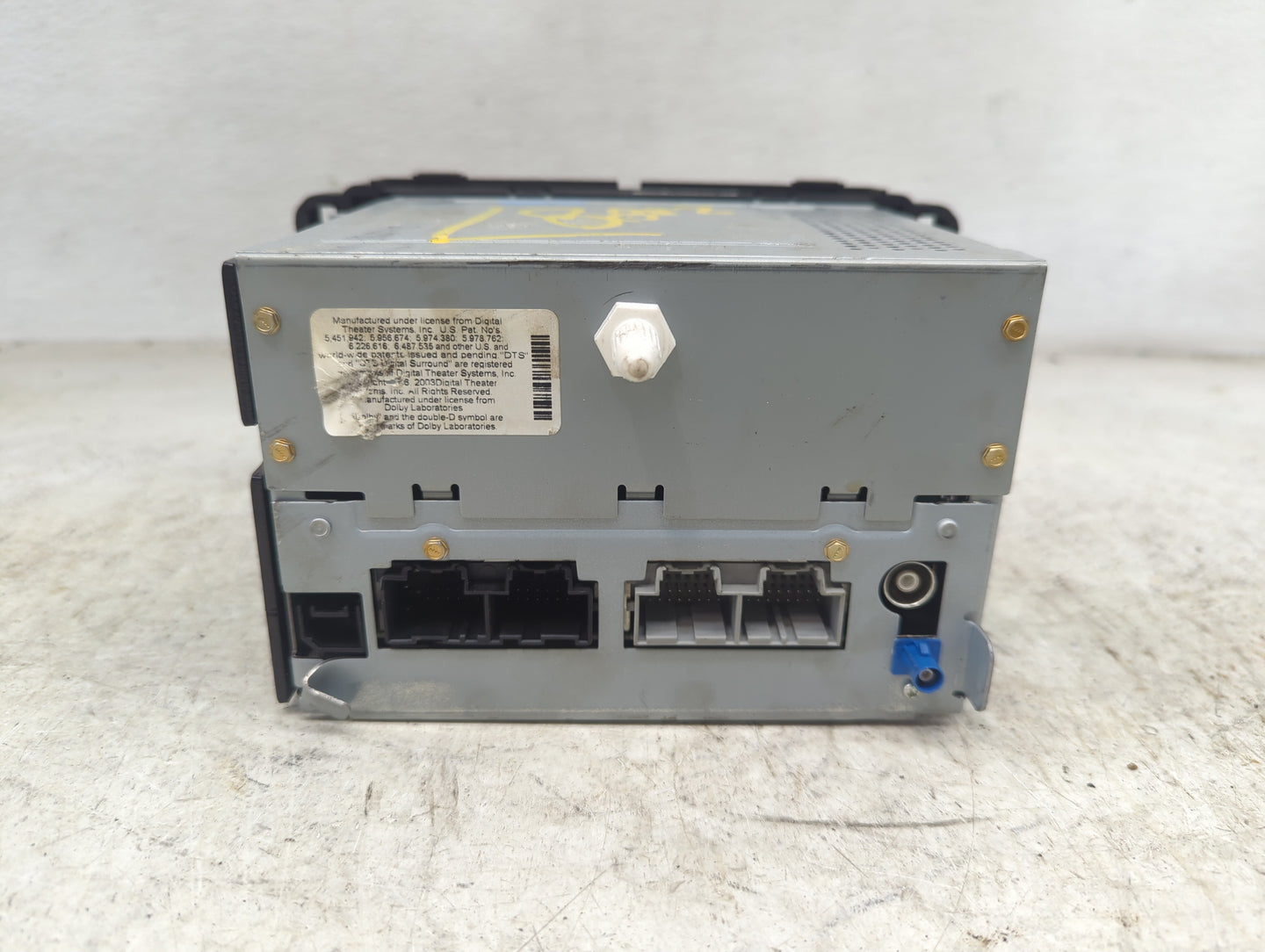 2010-2012 Buick Enclave Radio AM FM Cd Player Receiver Replacement Fits Fits 2010 2011 2012 OEM Used Auto Parts - Oemusedaut
