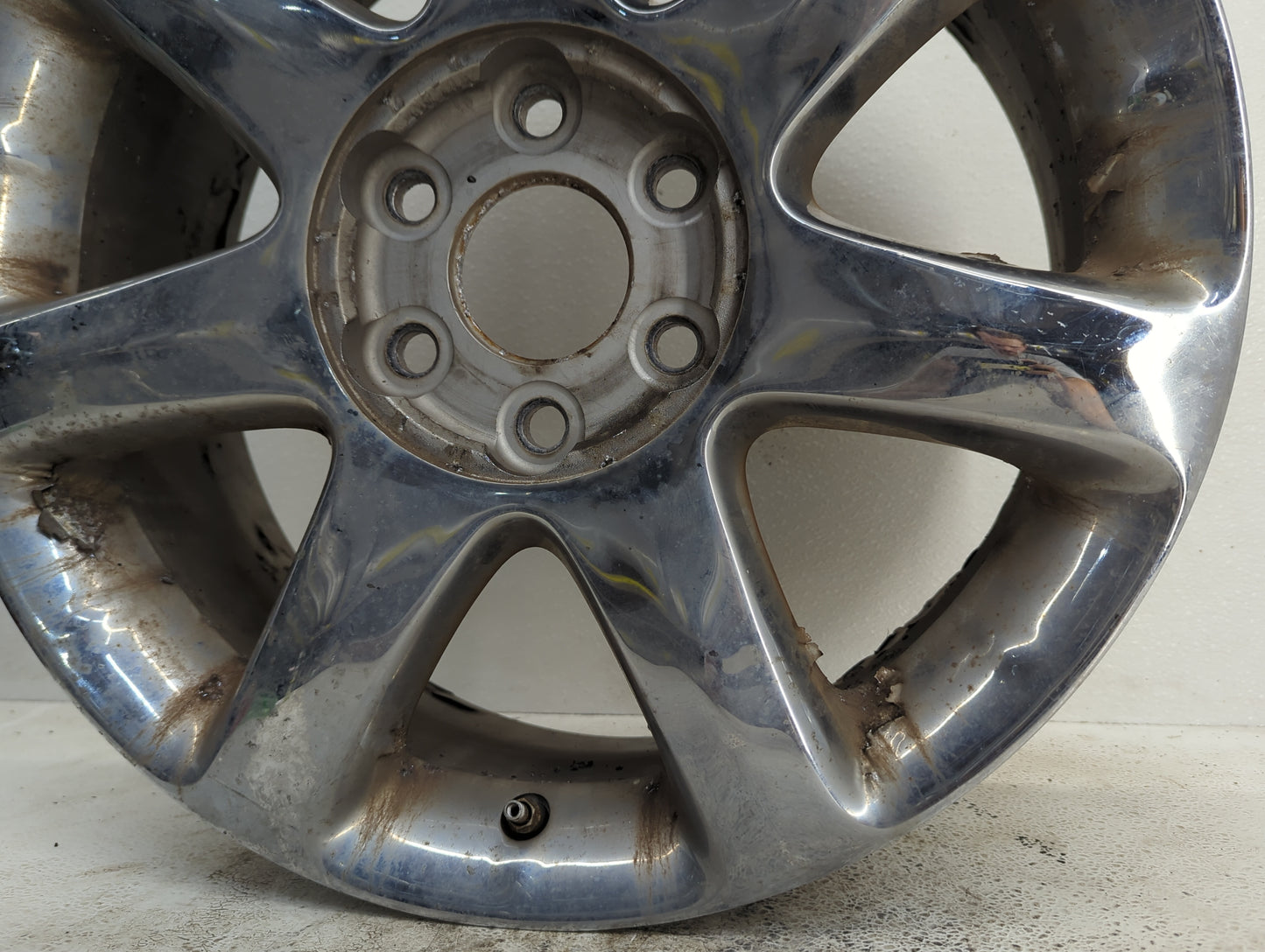 2008-2010 Buick Enclave Oem Wheel Rim - Oemusedautoparts1.com