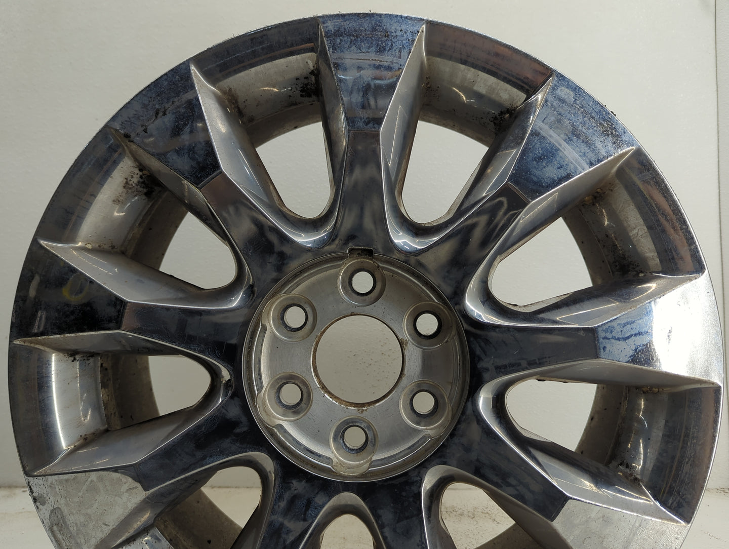 2010-2012 Buick Enclave Oem Wheel Rim - Oemusedautoparts1.com
