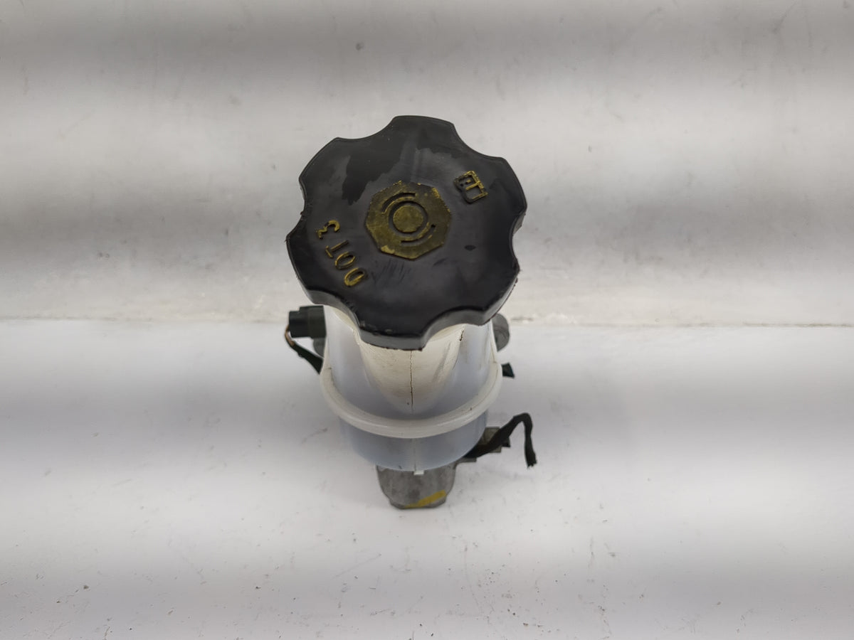 2009-2017 Buick Enclave Brake Master Cylinder 5025945 - Oemusedautoparts1.com