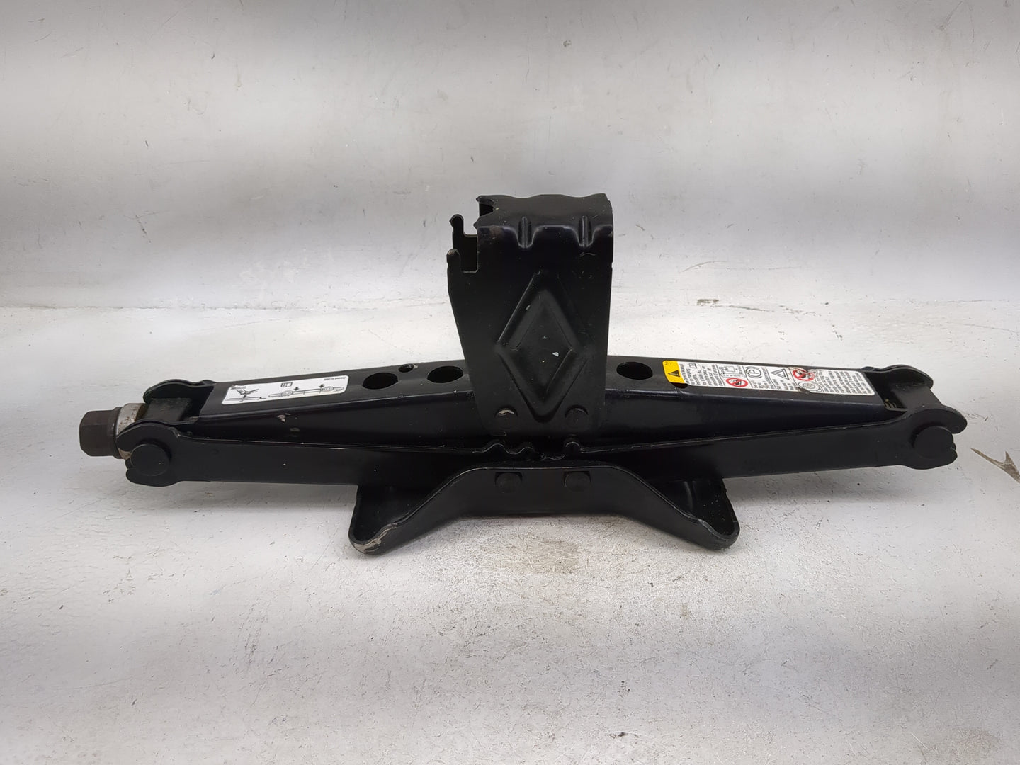 Buick Enclave Spare Scissor Car Jack 5027637 - Oemusedautoparts1.com