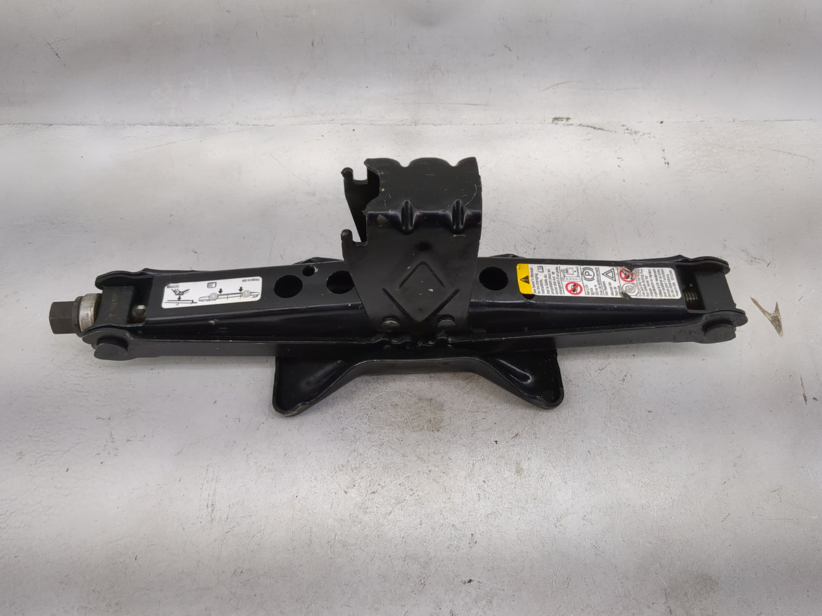 Buick Enclave Spare Scissor Car Jack 5027637 - Oemusedautoparts1.com