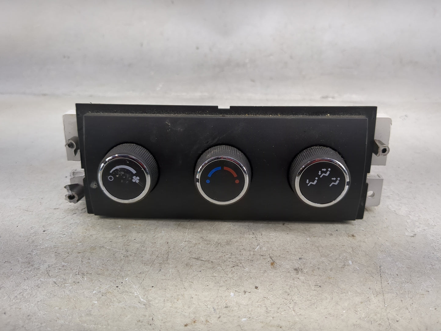 2008-2017 Buick Enclave Climate Control Module Temperature AC/Heater Replacement Fits OEM Used Auto Parts - Oemusedautoparts