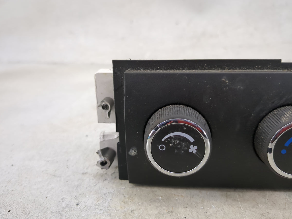 2008-2017 Buick Enclave Climate Control Module Temperature AC/Heater Replacement Fits OEM Used Auto Parts - Oemusedautoparts