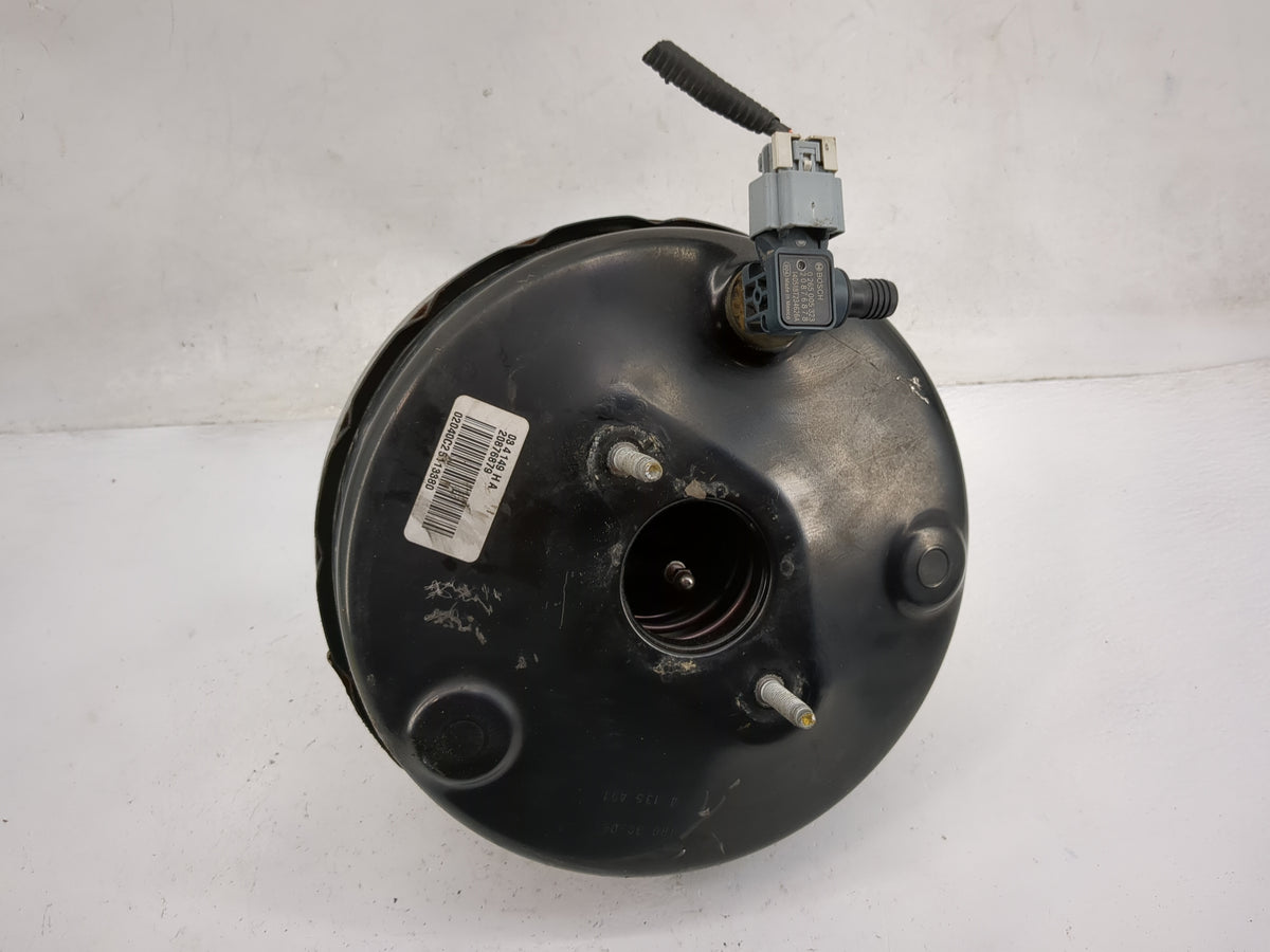 2010-2017 Buick Enclave Power Brake Booster Oem 5027729 - Oemusedautoparts1.com