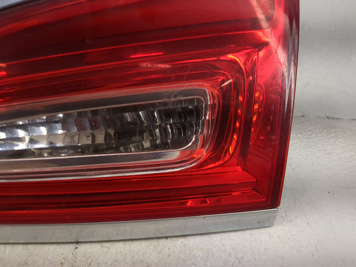 2013-2017 Buick Enclave Driver Left Side Deck Lid Mounted Tail Light 5027762 - Oemusedautoparts1.com