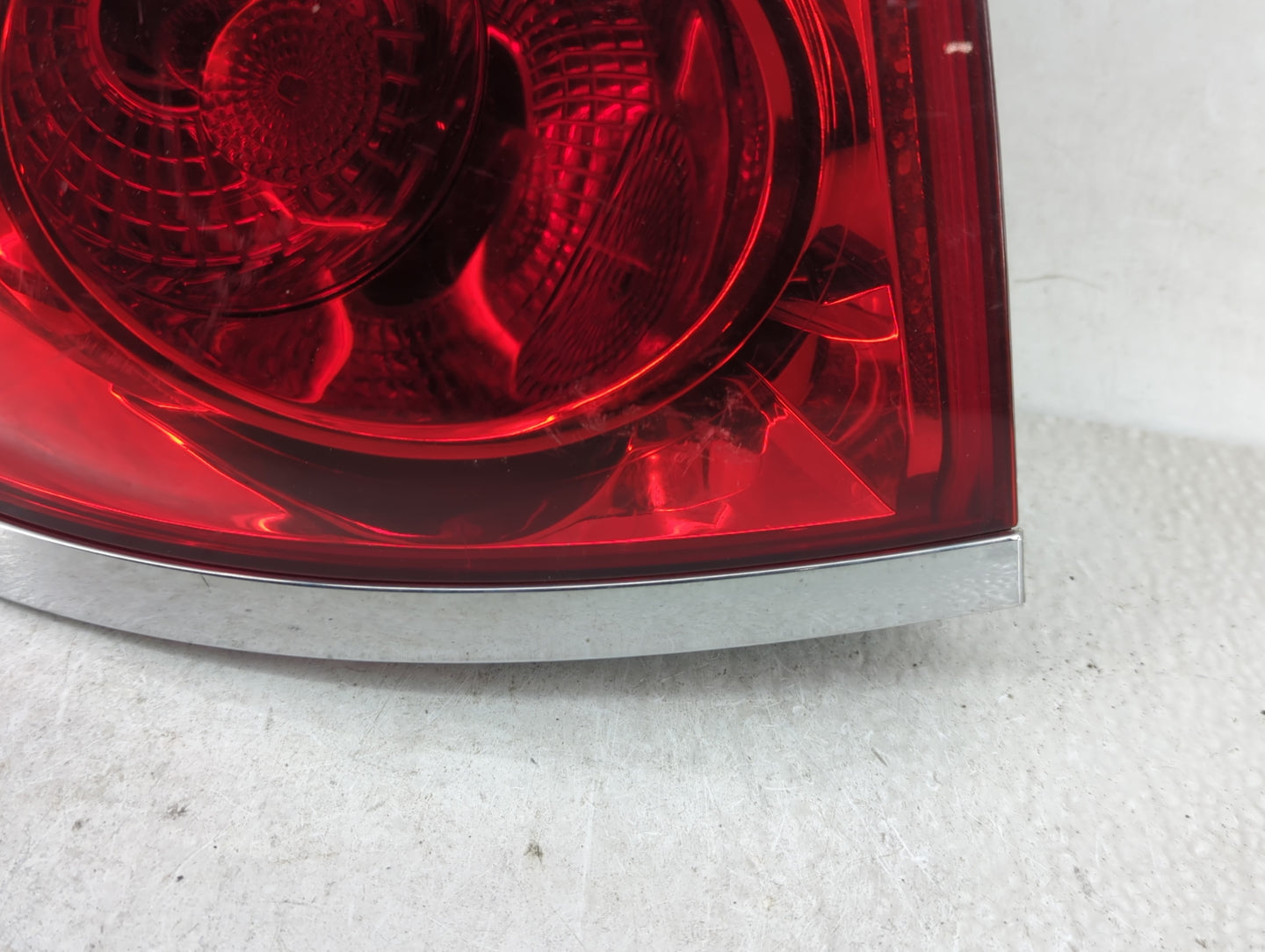 2008-2012 Buick Enclave Tail Light Assembly Driver Left OEM Fits Fits 2008 2009 2010 2011 2012 OEM Used Auto Parts - Oemused