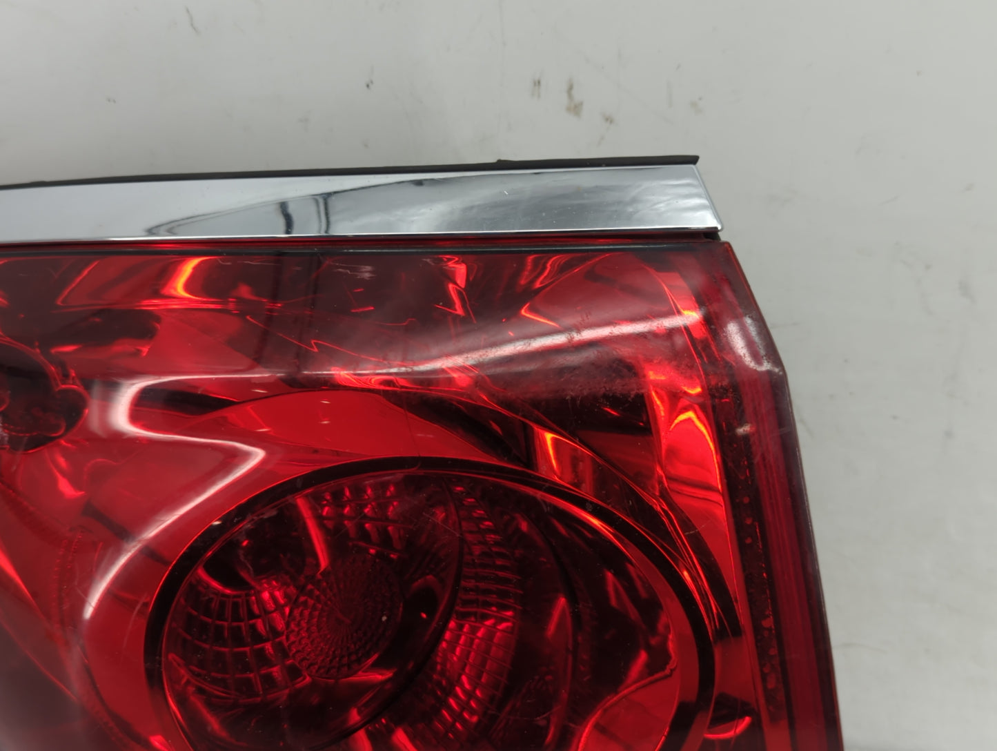 2008-2012 Buick Enclave Tail Light Assembly Driver Left OEM Fits Fits 2008 2009 2010 2011 2012 OEM Used Auto Parts - Oemused