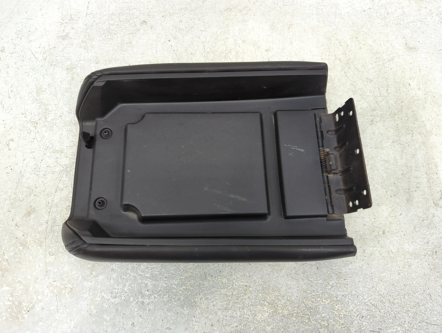 2008-2017 Buick Enclave Center Console Armrest Cover Lid Fits Fits 2007 2008 2009 2010 2011 2012 2013 2014 2015 2016 2017 OE