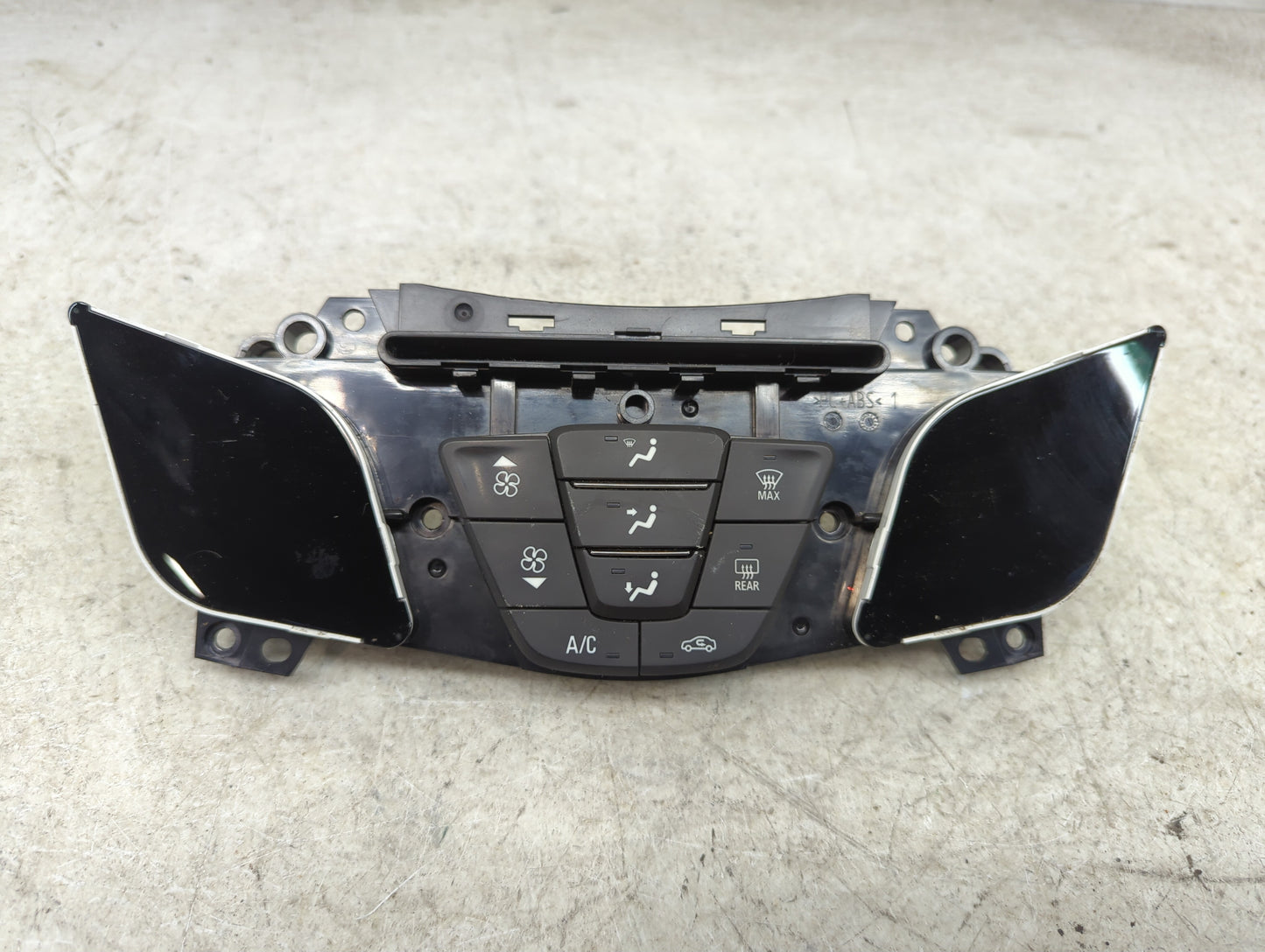 2014-2016 Buick Lacrosse Climate Control Module Temperature AC/Heater Replacement Fits Fits 2014 2015 2016 OEM Used Auto Par
