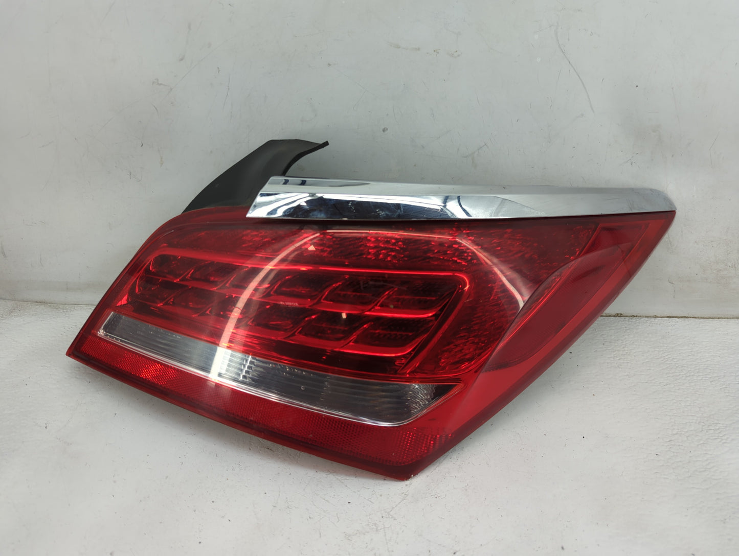 2014-2016 Buick Lacrosse Tail Light Assembly Passenger Right OEM Fits Fits 2014 2015 2016 OEM Used Auto Parts - Oemusedautop