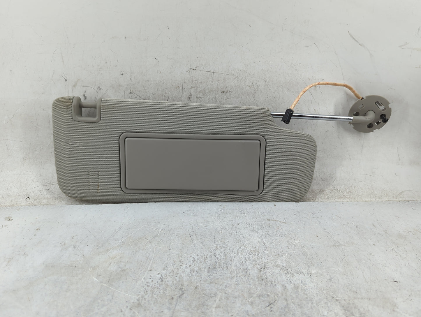 2016 Buick Lacrosse Sun Visor Shade Replacement Driver Left Mirror Fits OEM Used Auto Parts - Oemusedautoparts1.com