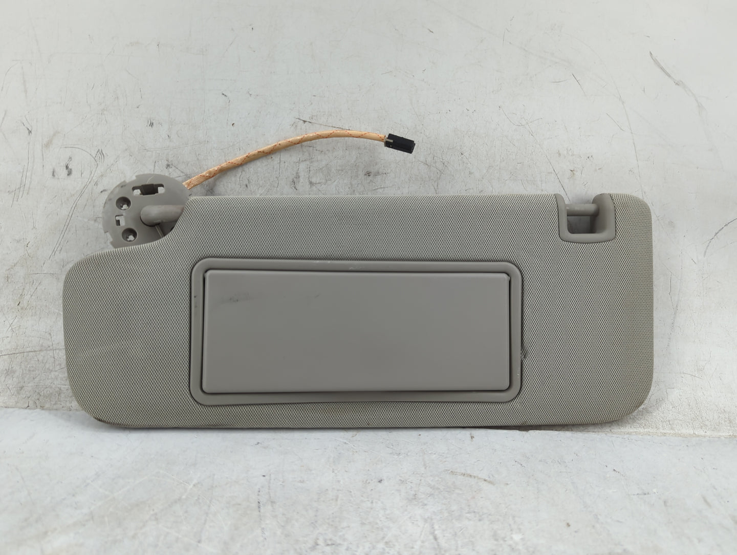 2016 Buick Lacrosse Sun Visor Shade Replacement Passenger Right Mirror Fits OEM Used Auto Parts - Oemusedautoparts1.com