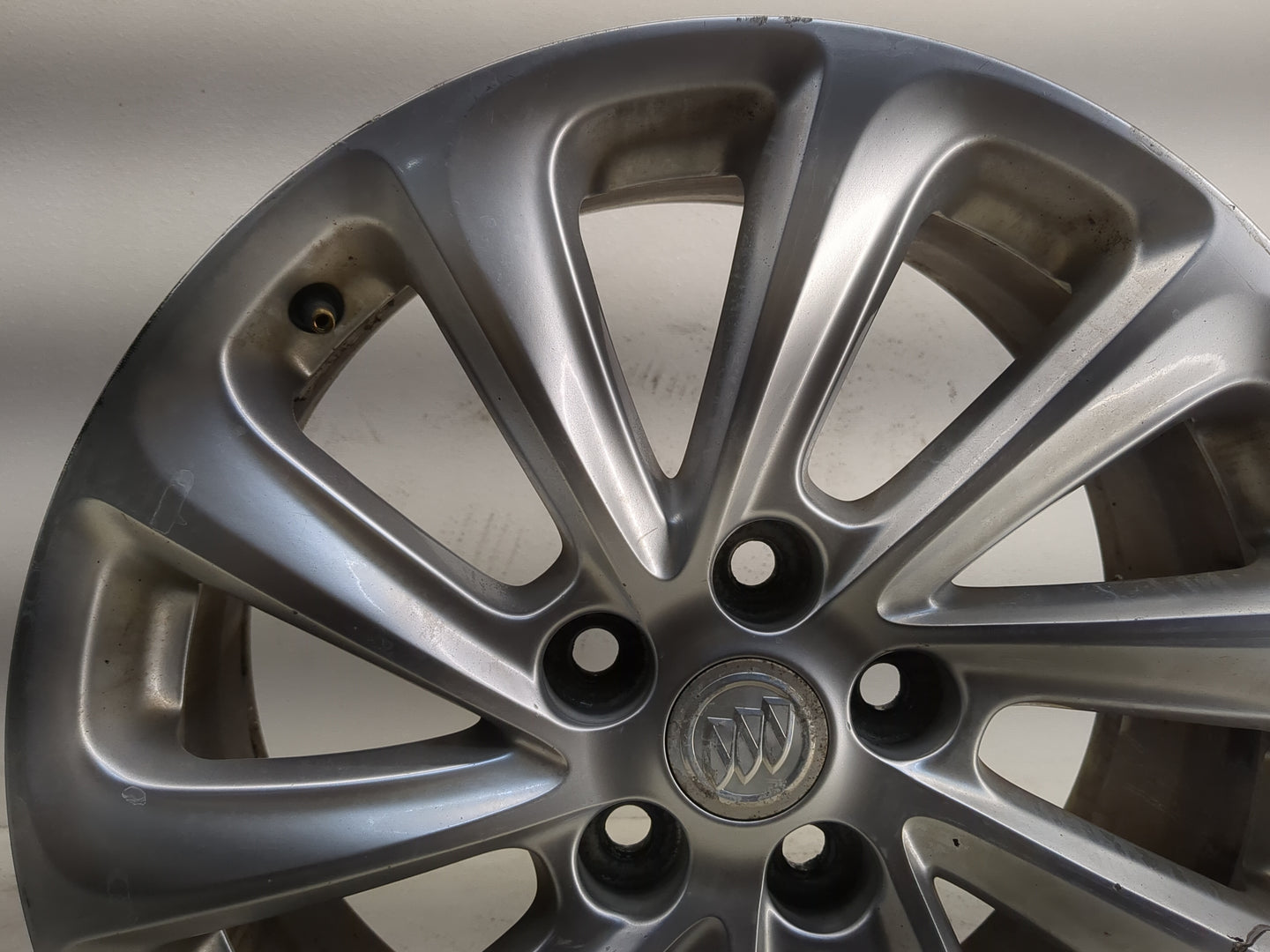2014-2016 Buick Lacrosse Oem Wheel Rim - Oemusedautoparts1.com