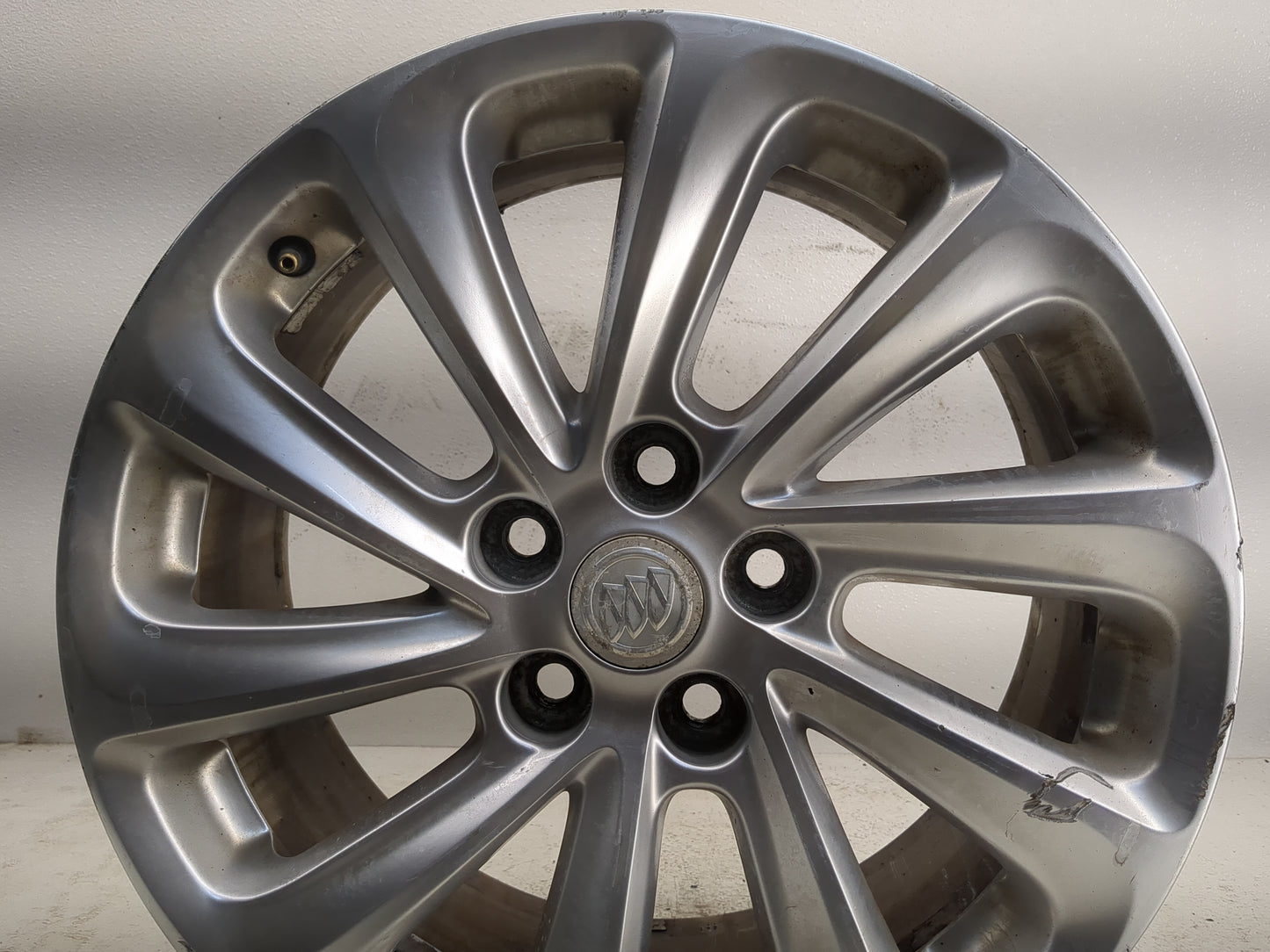 2014-2016 Buick Lacrosse Oem Wheel Rim - Oemusedautoparts1.com