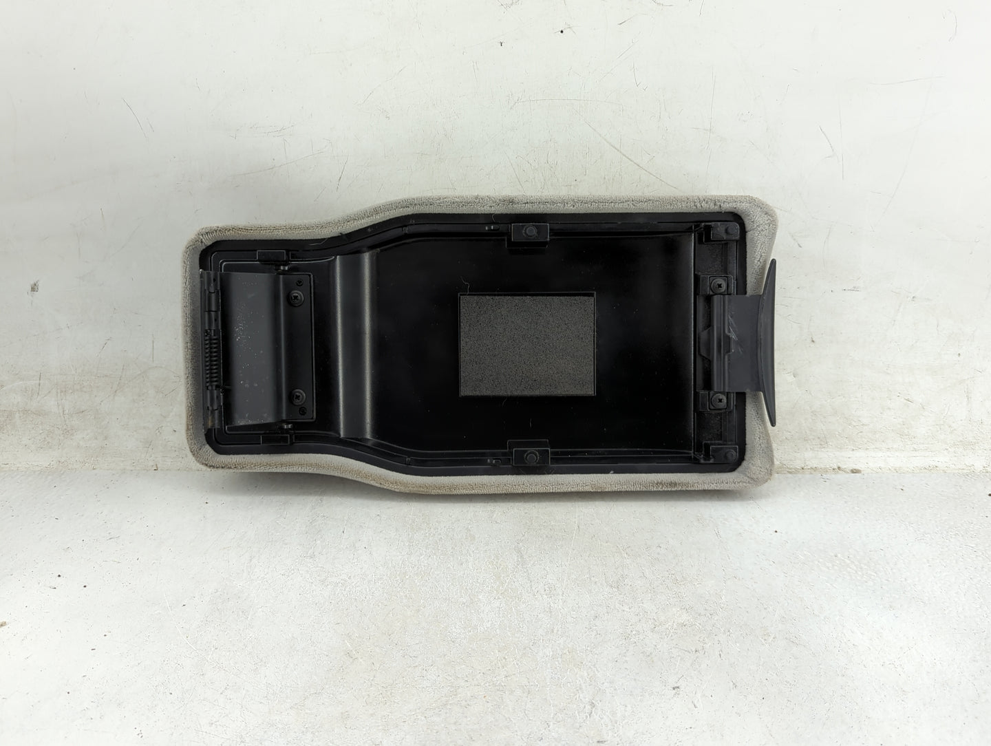 2005-2006 Buick Lacrosse Center Console Armrest Cover Lid Fits Fits 2005 2006 OEM Used Auto Parts - Oemusedautoparts1.com