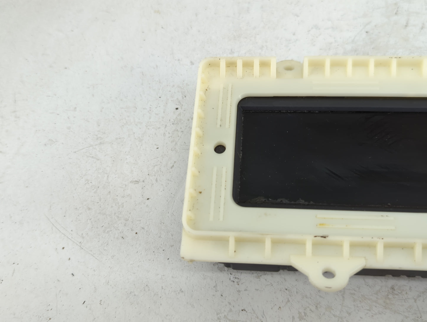 2010-2013 Buick Lacrosse Information Display Screen 1178682 - Oemusedautoparts1.com