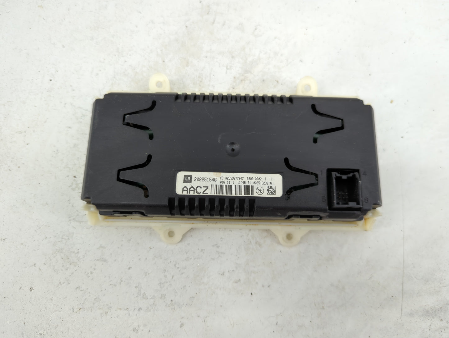 2010-2013 Buick Lacrosse Information Display Screen 1178682 - Oemusedautoparts1.com