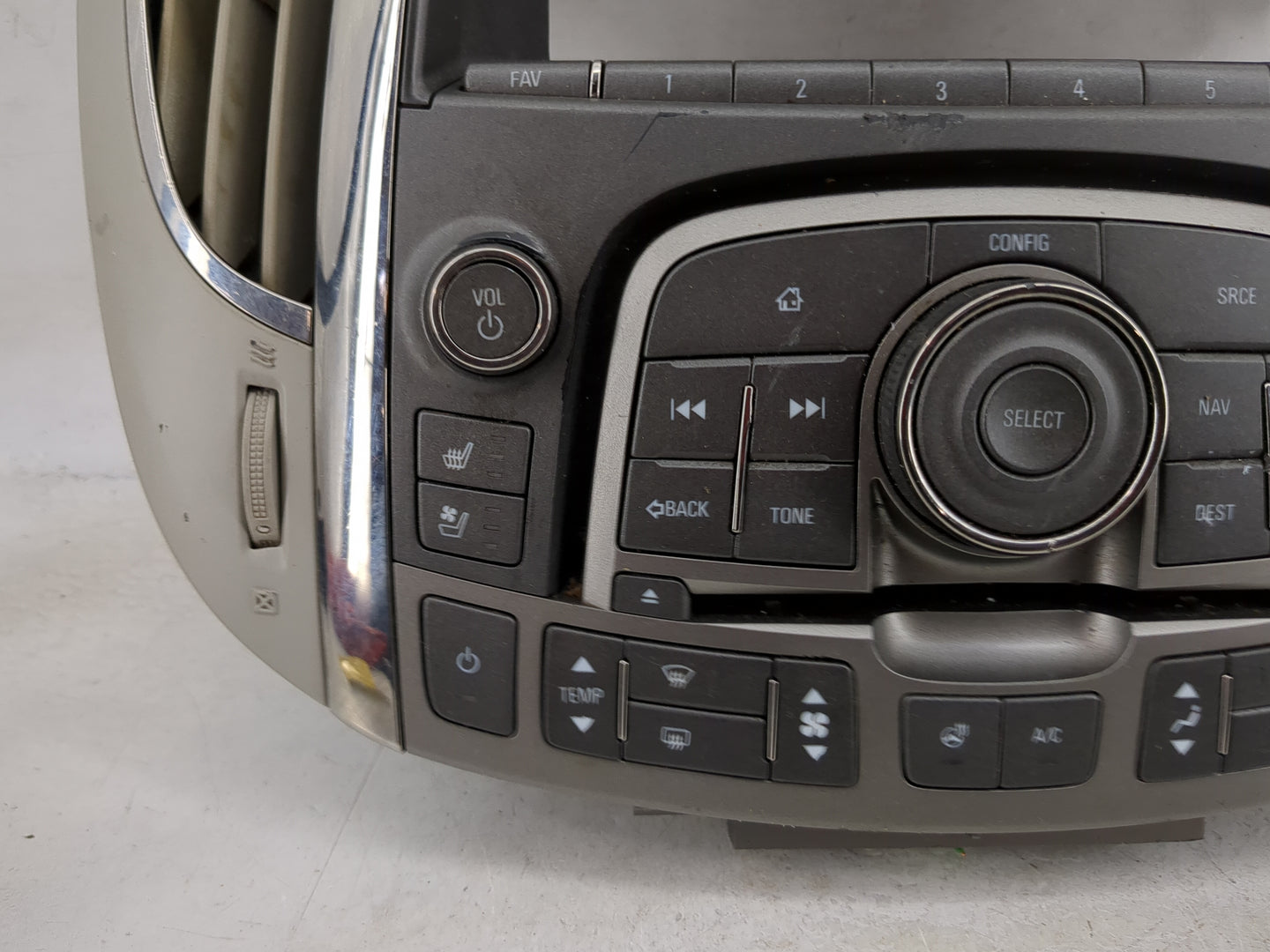 2013-2013 Buick Lacrosse Radio Control Panel 5019938 - Oemusedautoparts1.com
