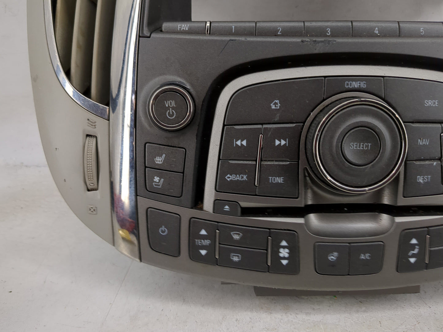 2013-2013 Buick Lacrosse Radio Control Panel 5019938 - Oemusedautoparts1.com