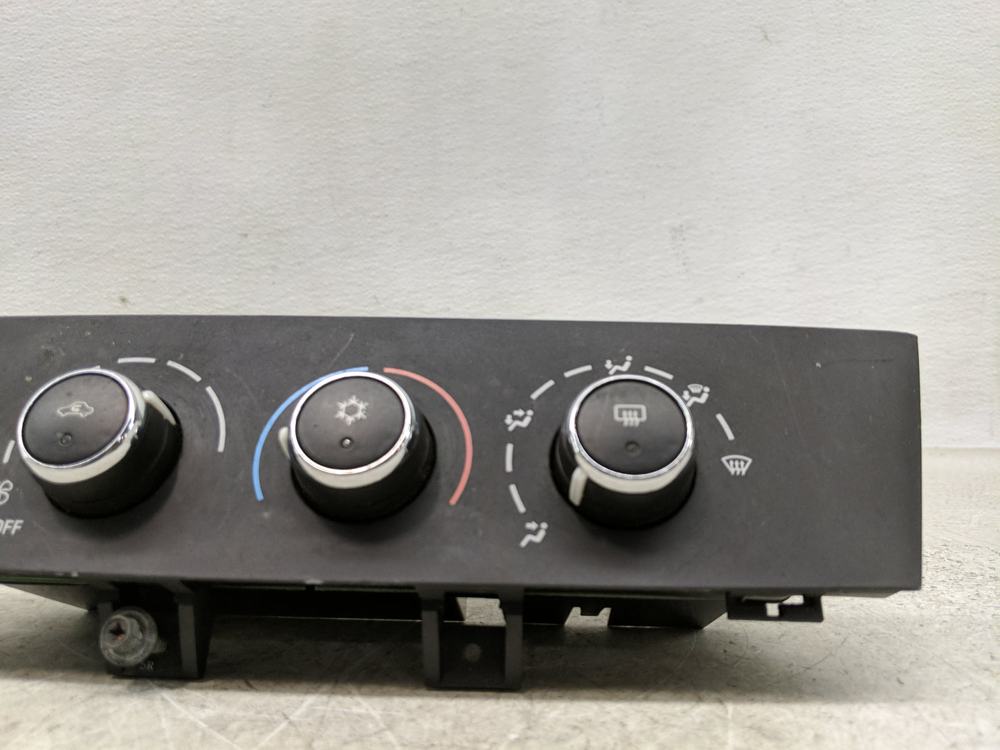 2005-2009 Buick Lacrosse Climate Control Module Temperature AC/Heater Replacement Fits Fits 2005 2006 2007 2008 2009 OEM Use
