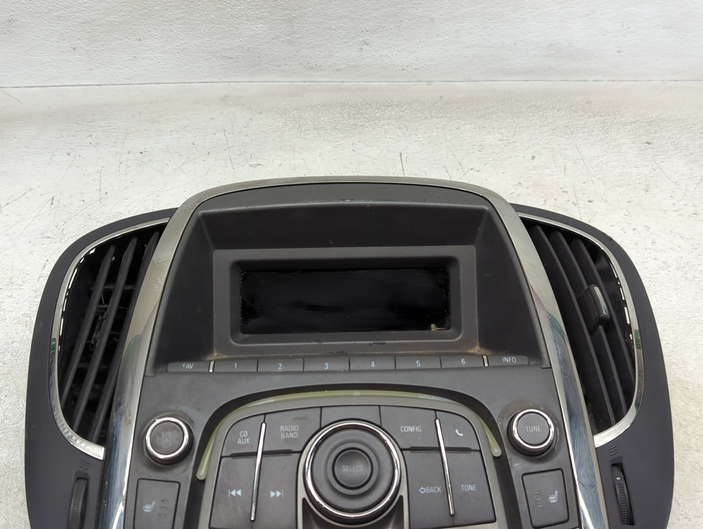 2010-2013 Buick Lacrosse Information Display Screen - Oemusedautoparts1.com