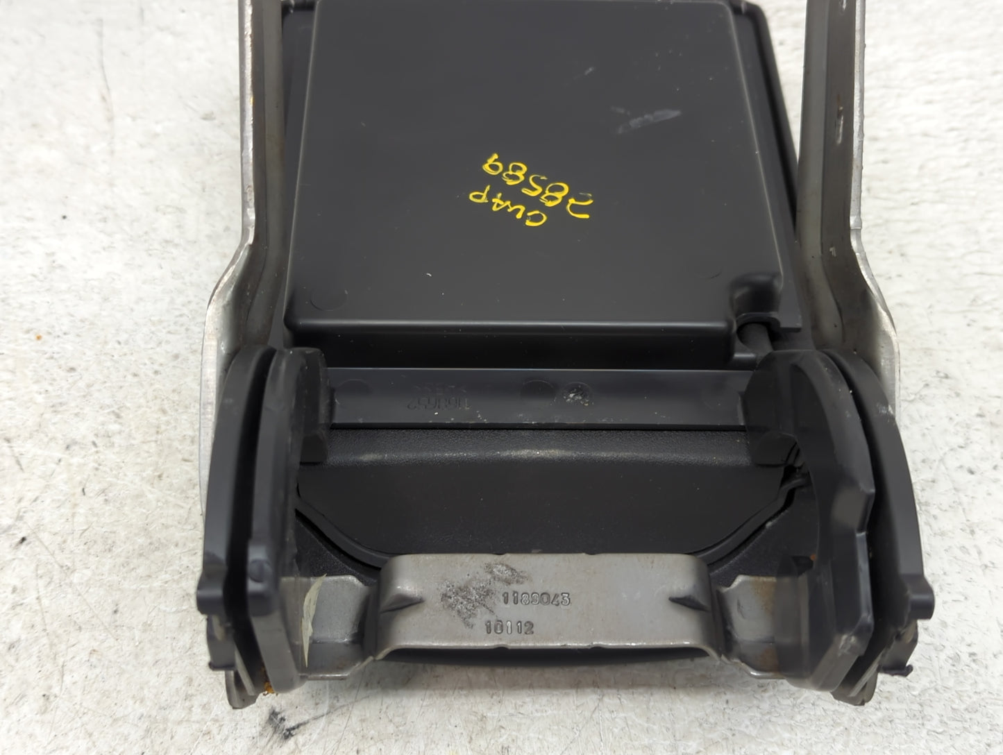2010-2013 Buick Lacrosse Center Console Armrest Cover Lid Fits Fits 2010 2011 2012 2013 OEM Used Auto Parts - Oemusedautopar