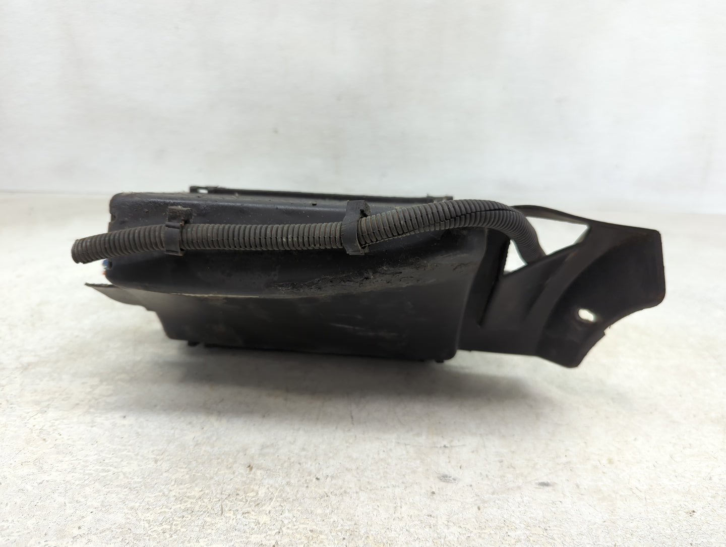2012 Buick Lacrosse Fusebox Fuse Box Panel Relay Module Fits OEM Used Auto Parts - Oemusedautoparts1.com