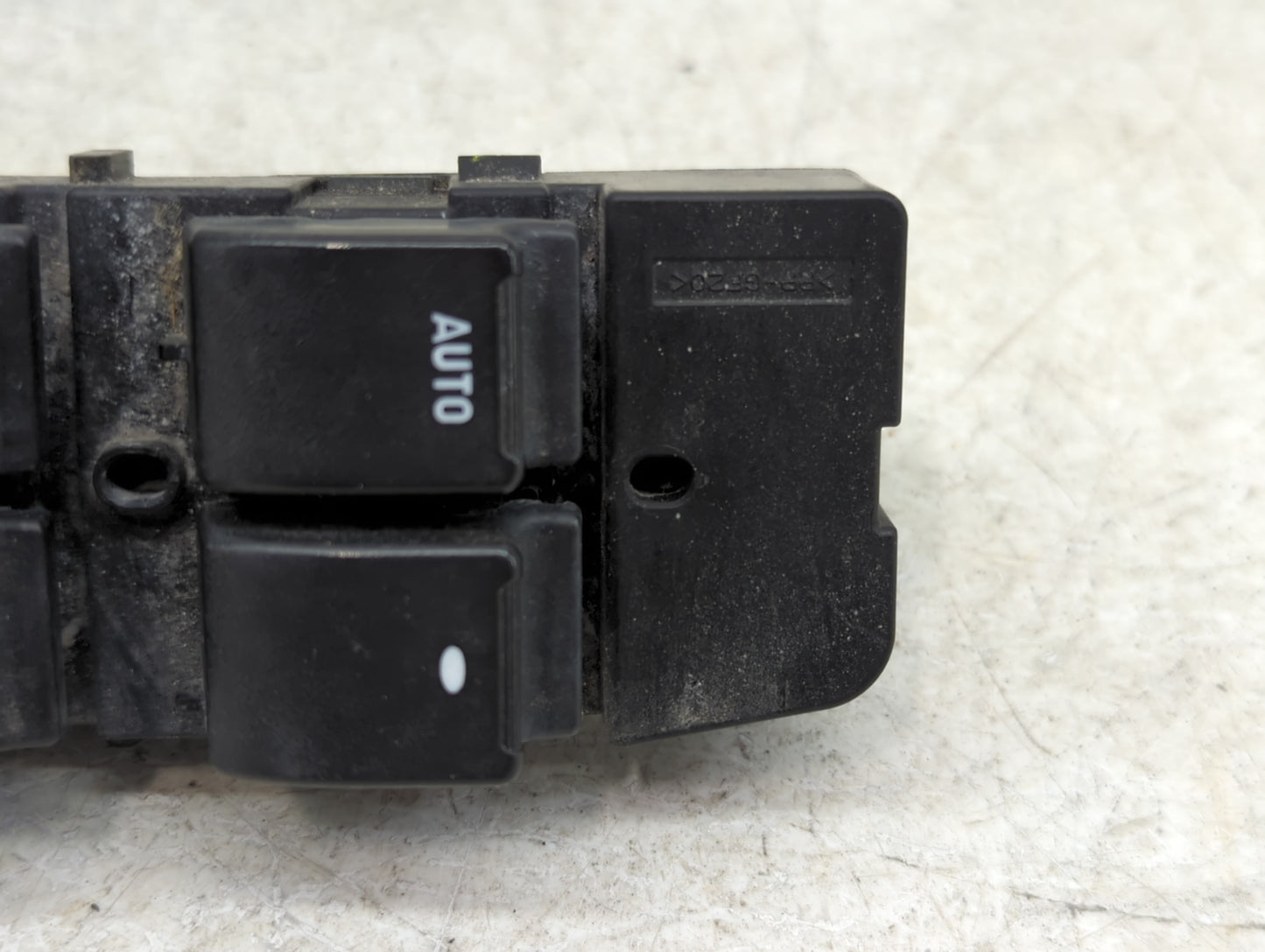 2005-2009 Buick Lacrosse Master Power Window Switch Replacement Driver Side Left Fits Fits 2005 2006 2007 2008 2009 OEM Used