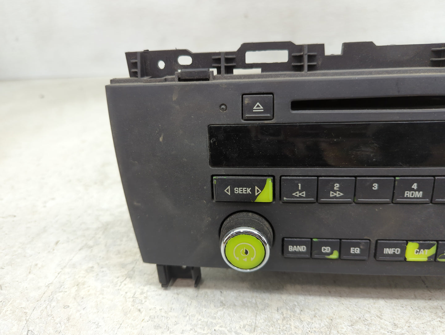 2005-2007 Buick Lacrosse Radio AM FM Cd Player Receiver Replacement Fits Fits 2005 2006 2007 OEM Used Auto Parts - Oemusedau