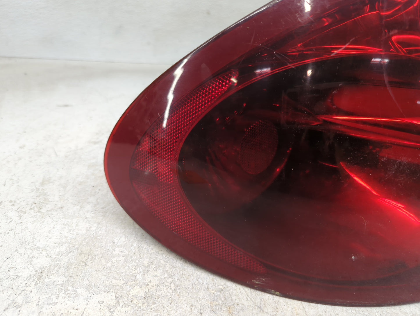 2005-2009 Buick Lacrosse Tail Light Assembly Driver Left OEM Fits Fits 2005 2006 2007 2008 2009 OEM Used Auto Parts - Oemuse
