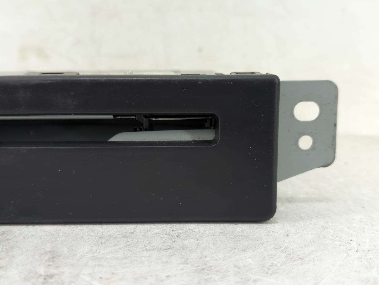0 Buick Lacrosse Radio AM FM Cd Player Receiver Replacement Fits OEM Used Auto Parts - Oemusedautoparts1.com