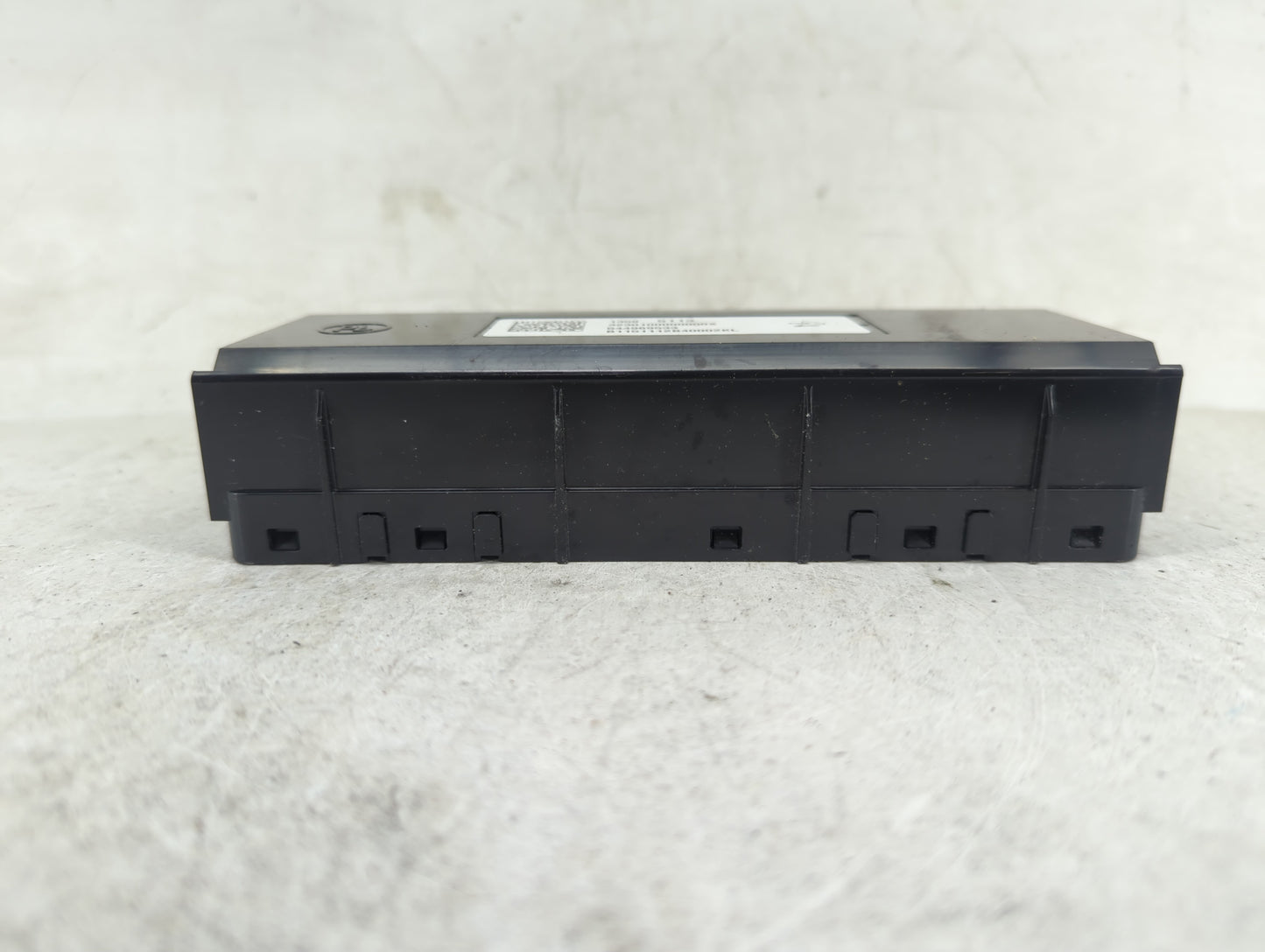 2014-2016 Buick Lacrosse Body Control Module Bcm Inner Cabin Fuse Box - Oemusedautoparts1.com