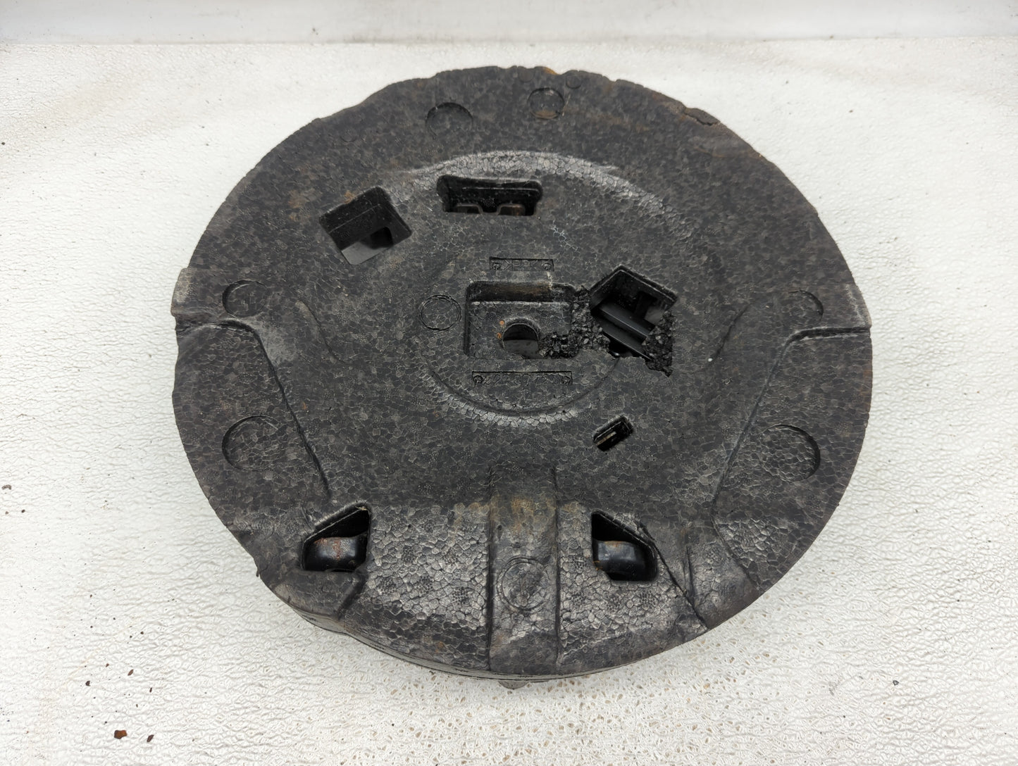 2012 Buick Lacrosse Spare Scissor Car Jack - Oemusedautoparts1.com