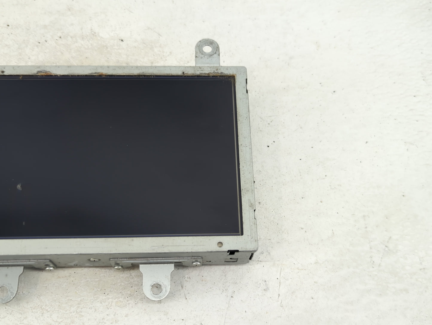 2010-2013 Buick Lacrosse Information Display Screen - Oemusedautoparts1.com
