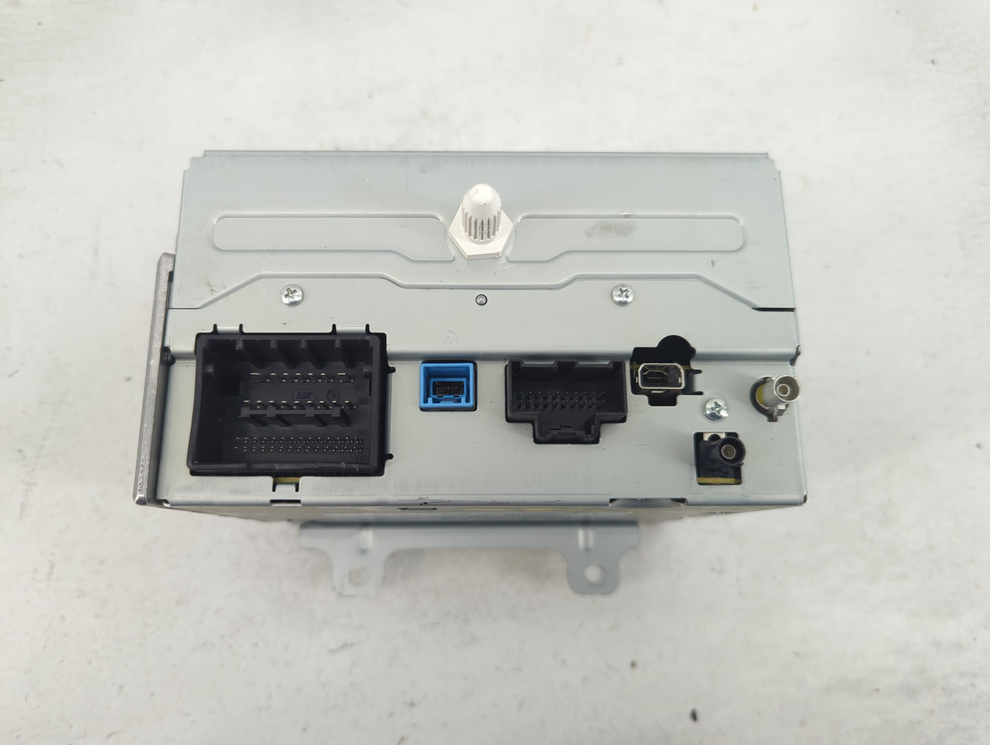 2012 Buick Lacrosse Radio AM FM Cd Player Receiver Replacement Fits OEM Used Auto Parts - Oemusedautoparts1.com