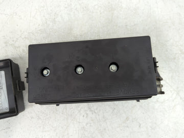 2000-2005 Buick Lesabre Fusebox Fuse Box Panel Relay Module Fits Fits 2000 2001 2002 2003 2004 2005 OEM Used Auto Parts - Oe