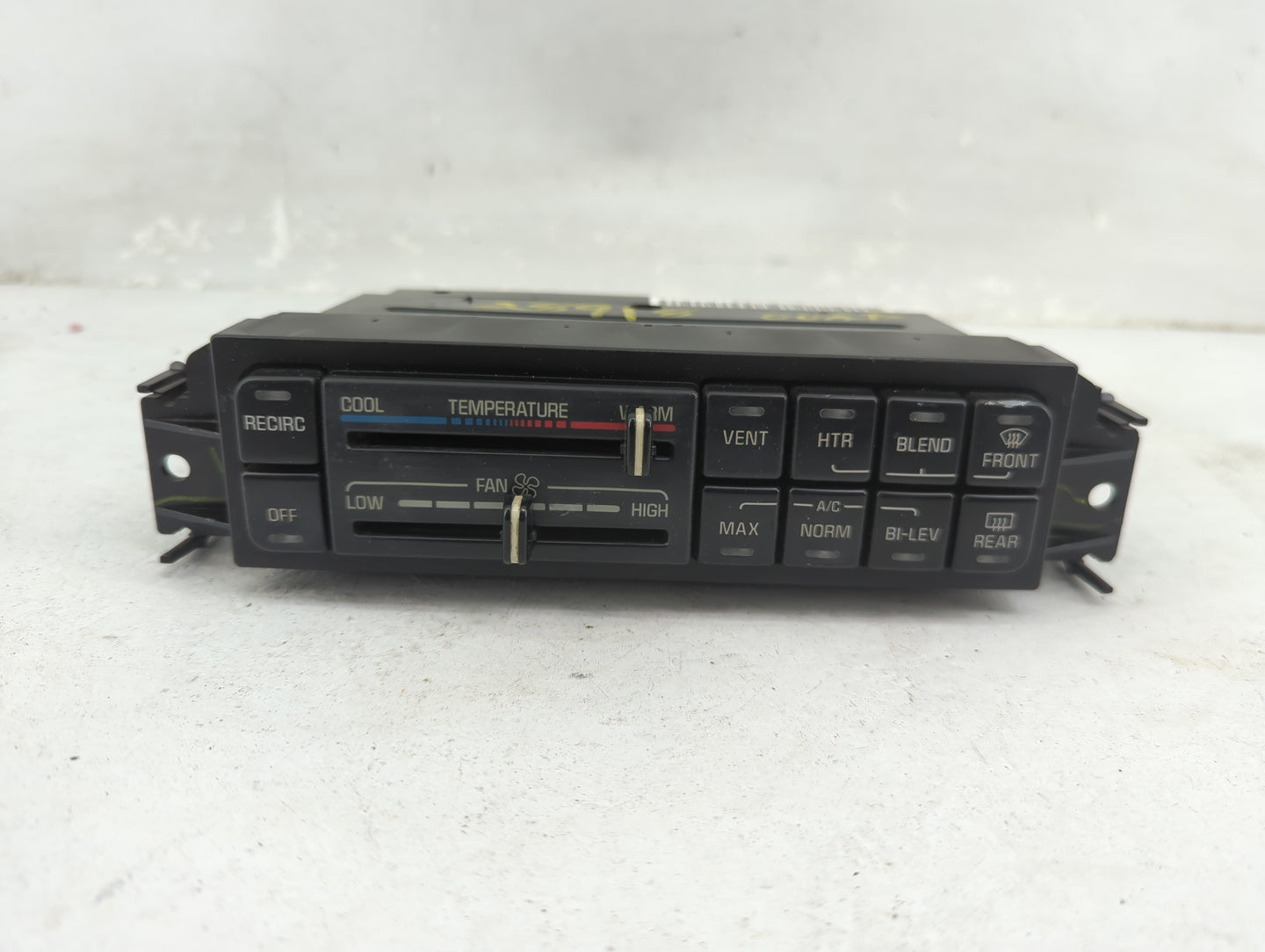 2000-2005 Buick Lesabre Climate Control Module Temperature AC/Heater Replacement Fits Fits 2000 2001 2002 2003 2004 2005 OEM
