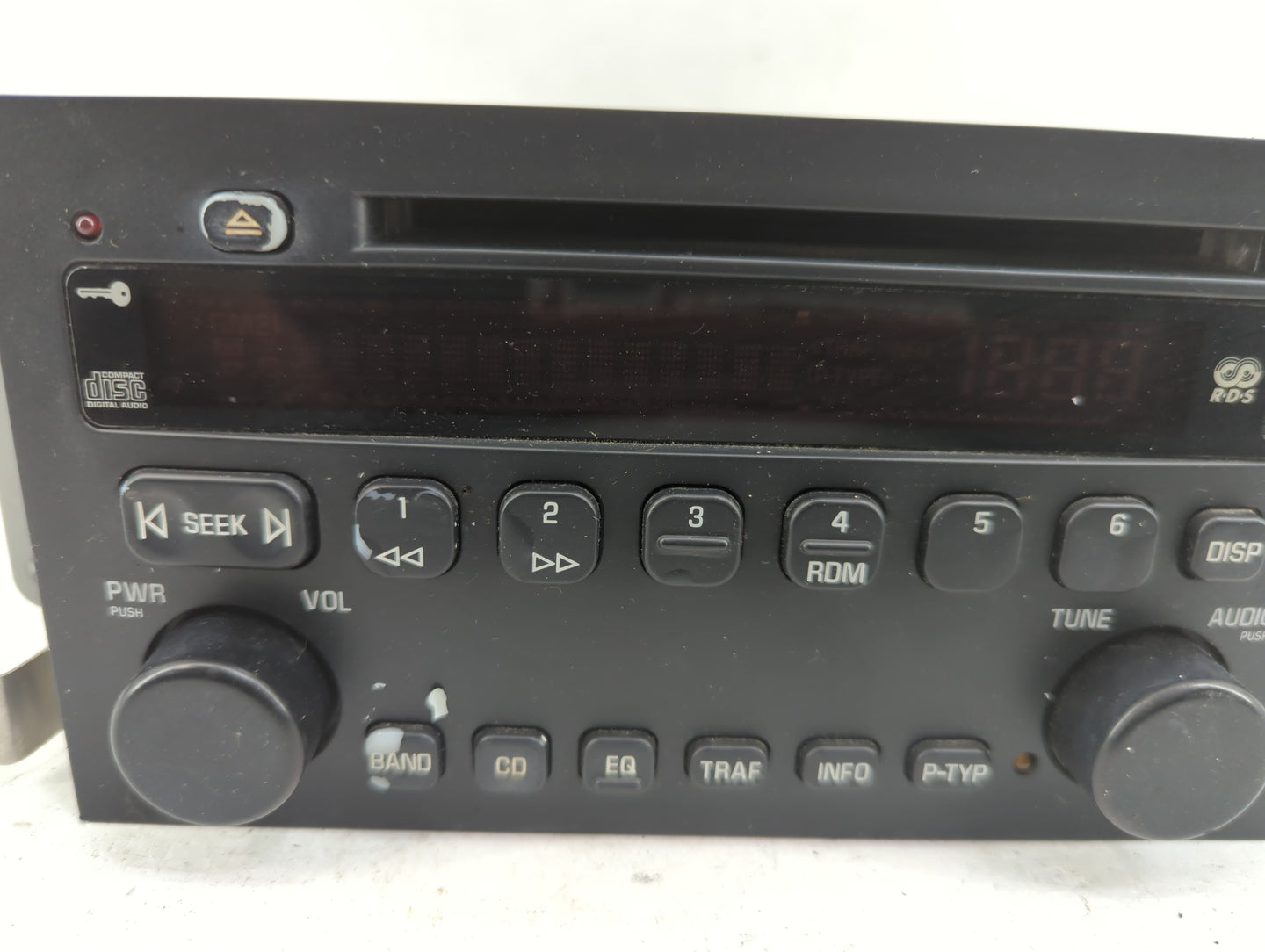 2003-2005 Buick Lesabre Radio AM FM Cd Player Receiver Replacement Fits Fits 2003 2004 2005 OEM Used Auto Parts - Oemusedaut