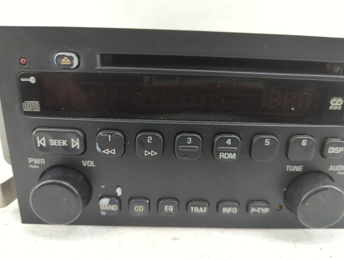 2003-2005 Buick Lesabre Radio AM FM Cd Player Receiver Replacement Fits Fits 2003 2004 2005 OEM Used Auto Parts - Oemusedaut