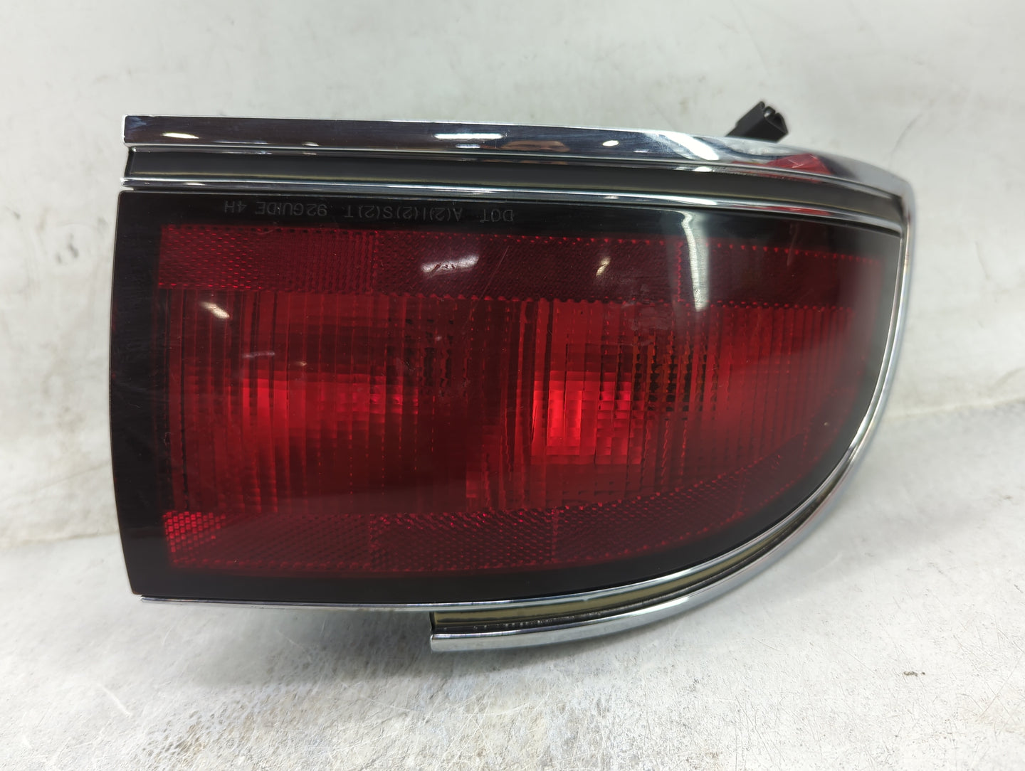 0 Buick Lesabre Tail Light Assembly Passenger Right OEM Fits OEM Used Auto Parts - Oemusedautoparts1.com