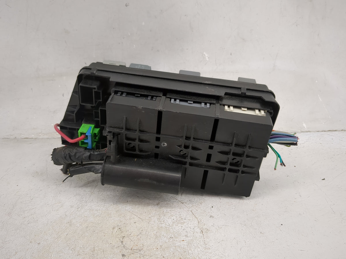 2000-2005 Buick Lesabre Fusebox Fuse Box Panel Relay Module Fits Fits 2000 2001 2002 2003 2004 2005 OEM Used Auto Parts - Oe