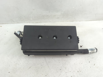 2000-2005 Buick Lesabre Fusebox Fuse Box Panel Relay Module Fits Fits 2000 2001 2002 2003 2004 2005 OEM Used Auto Parts - Oe