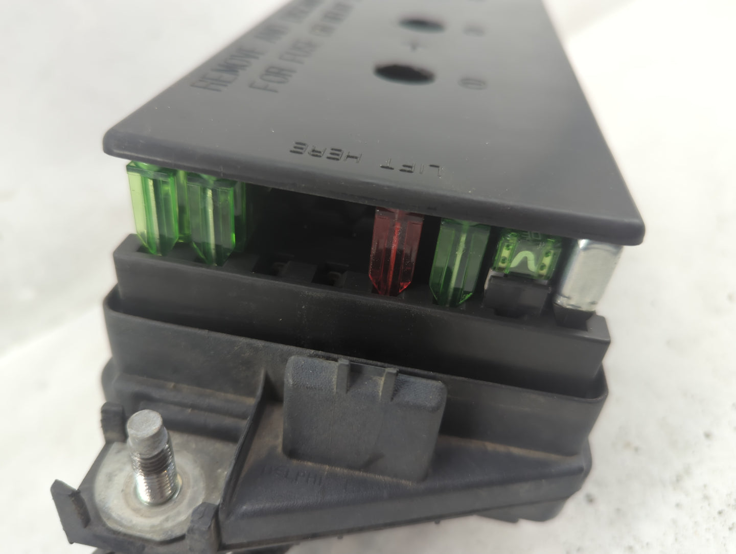 2000-2005 Buick Lesabre Fusebox Fuse Box Panel Relay Module Fits Fits 2000 2001 2002 2003 2004 2005 OEM Used Auto Parts - Oe
