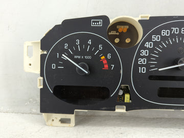 2000-2001 Buick Lesabre Instrument Cluster Speedometer Gauges Fits Fits 2000 2001 OEM Used Auto Parts - Oemusedautoparts1.co