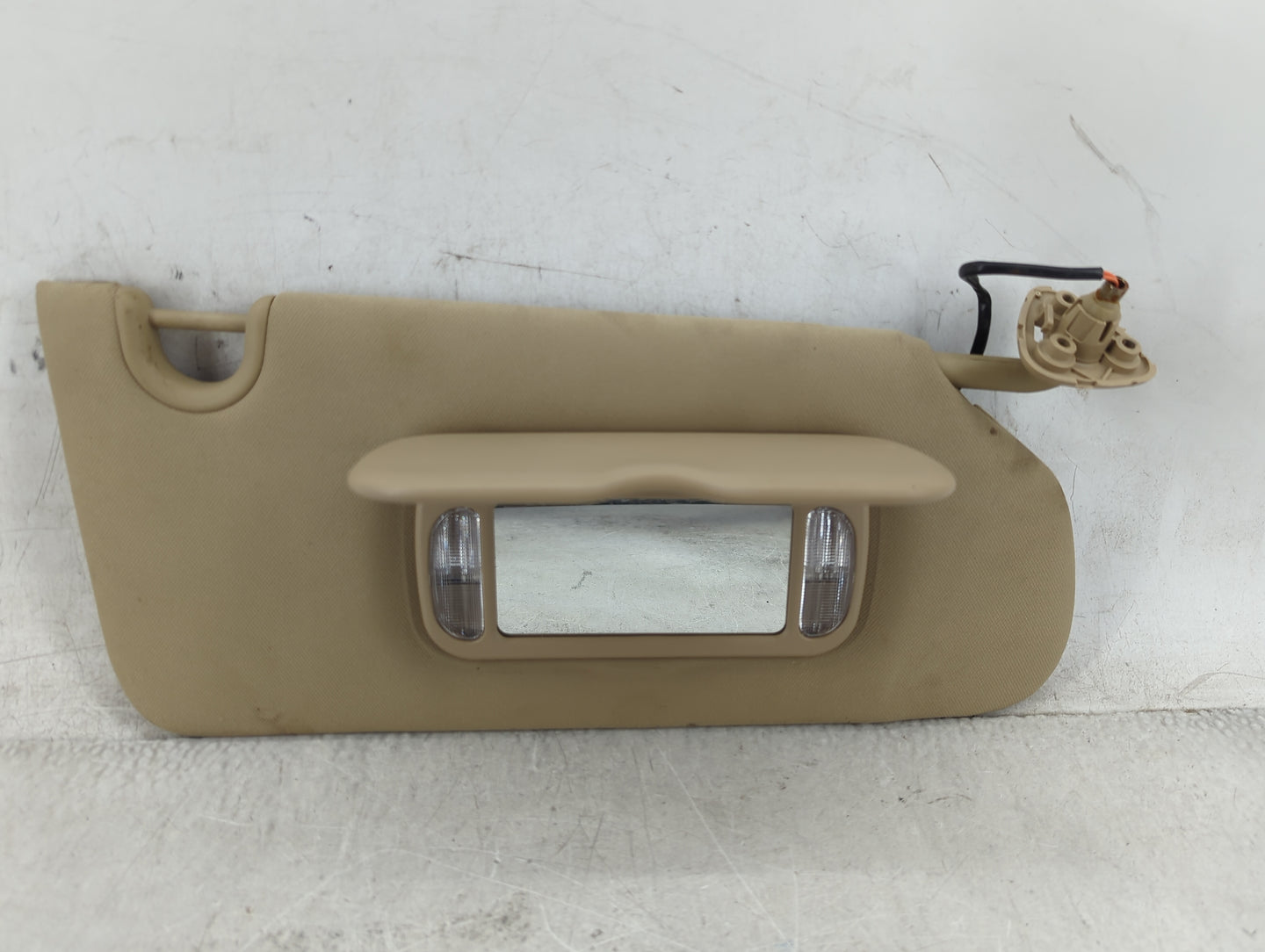 2006-2011 Buick Lucerne Sun Visor Shade Replacement Passenger Right Mirror Fits Fits 2006 2007 2008 2009 2010 2011 OEM Used 