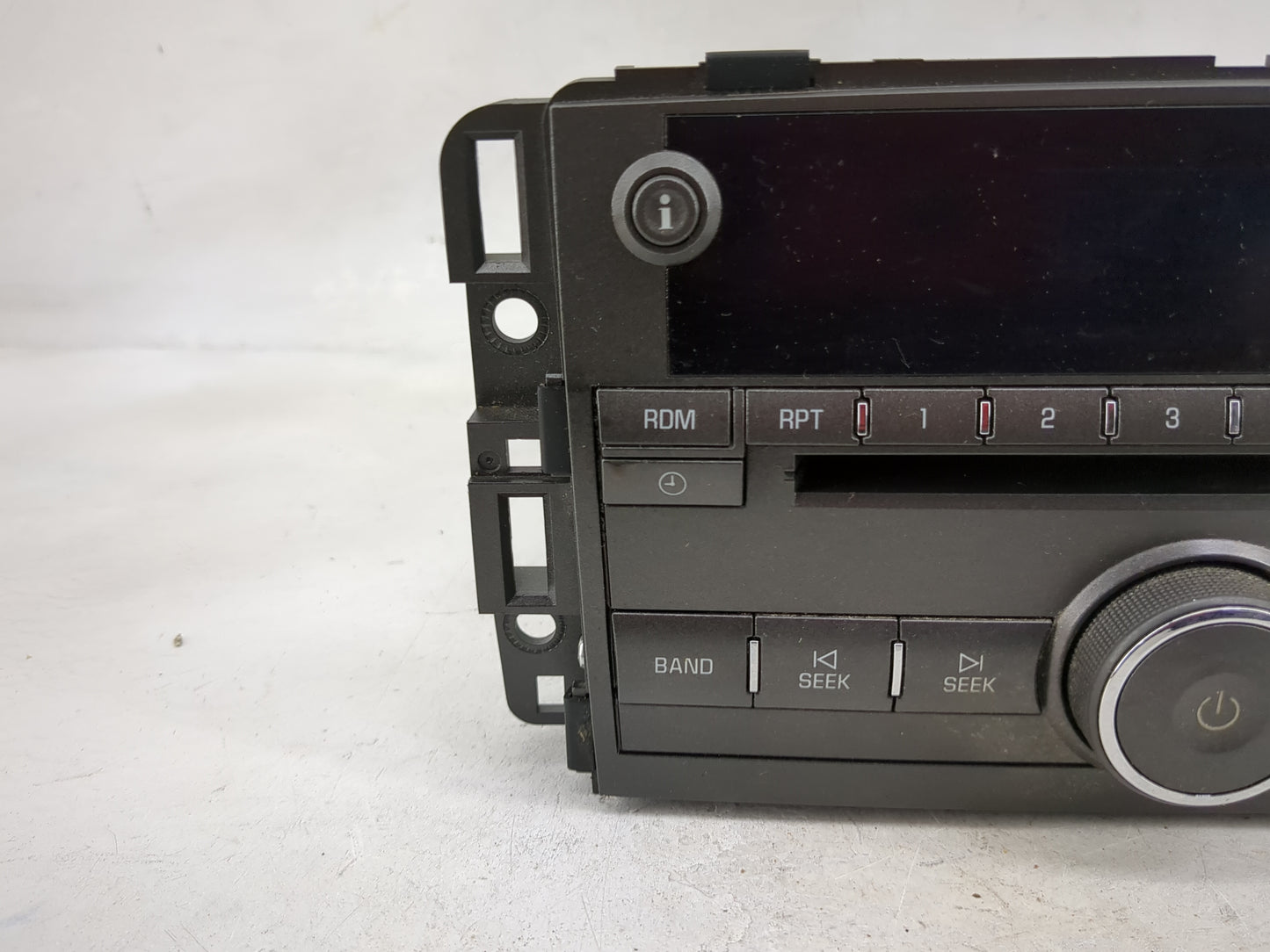 2007 Buick Lucerne Radio AM FM Cd Player Receiver Replacement Fits OEM Used Auto Parts - Oemusedautoparts1.com