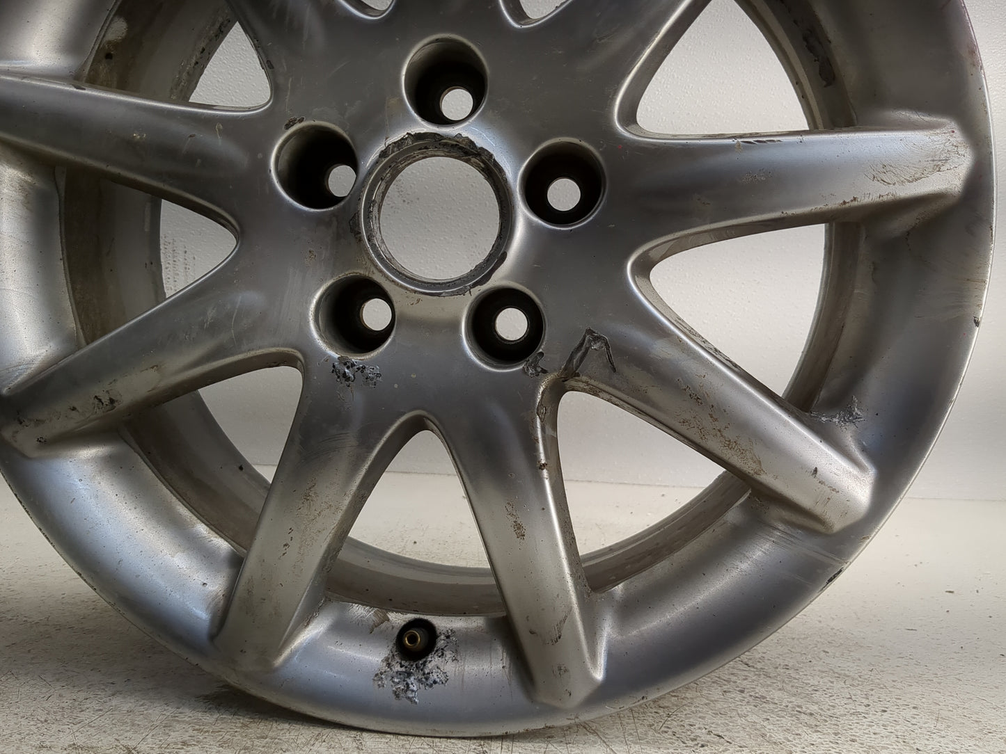 2006-2008 Buick Lucerne Oem Wheel Rim - Oemusedautoparts1.com